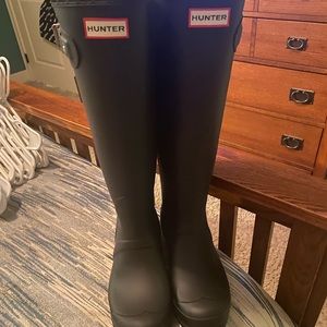 Brand New Hunter Boots!! Never worn, size 8
